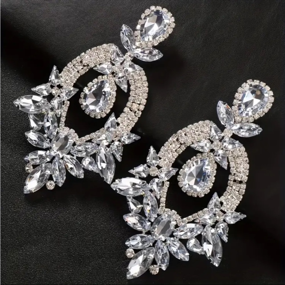 Silvery Exaggerated Full Shiny Rhinestone Inlaid Dangle Earrings Bohemian Luxury - Picture 5 of 10